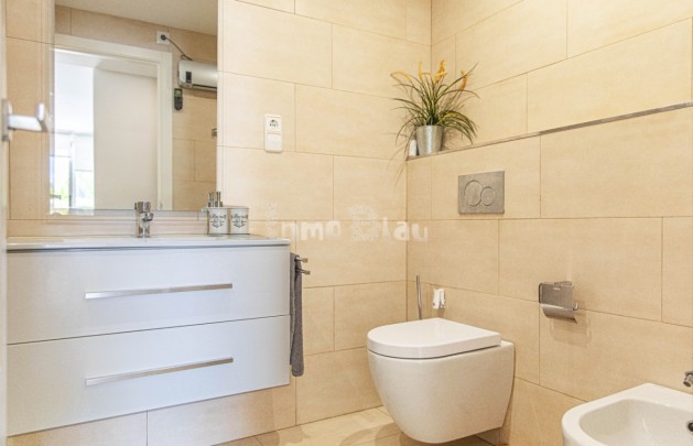 Reventa - Apartamento / piso - Albir - Centro