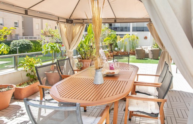 Reventa - Apartamento / piso - Albir - Centro