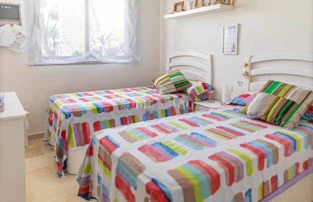 Reventa - Apartamento / piso - Albir - Centro
