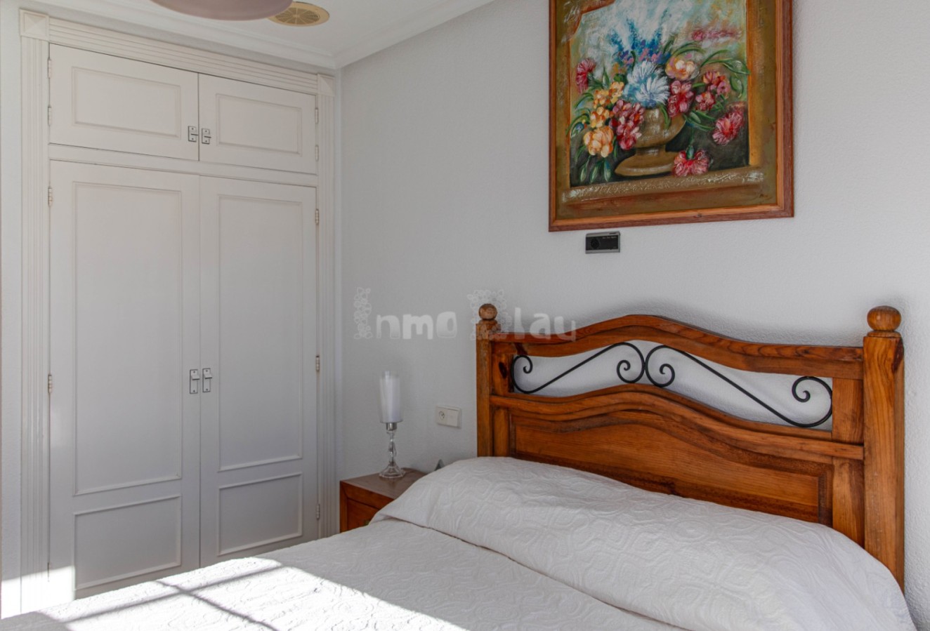 Alquiler a corto plazo - Apartamento / piso - Albir - Centro