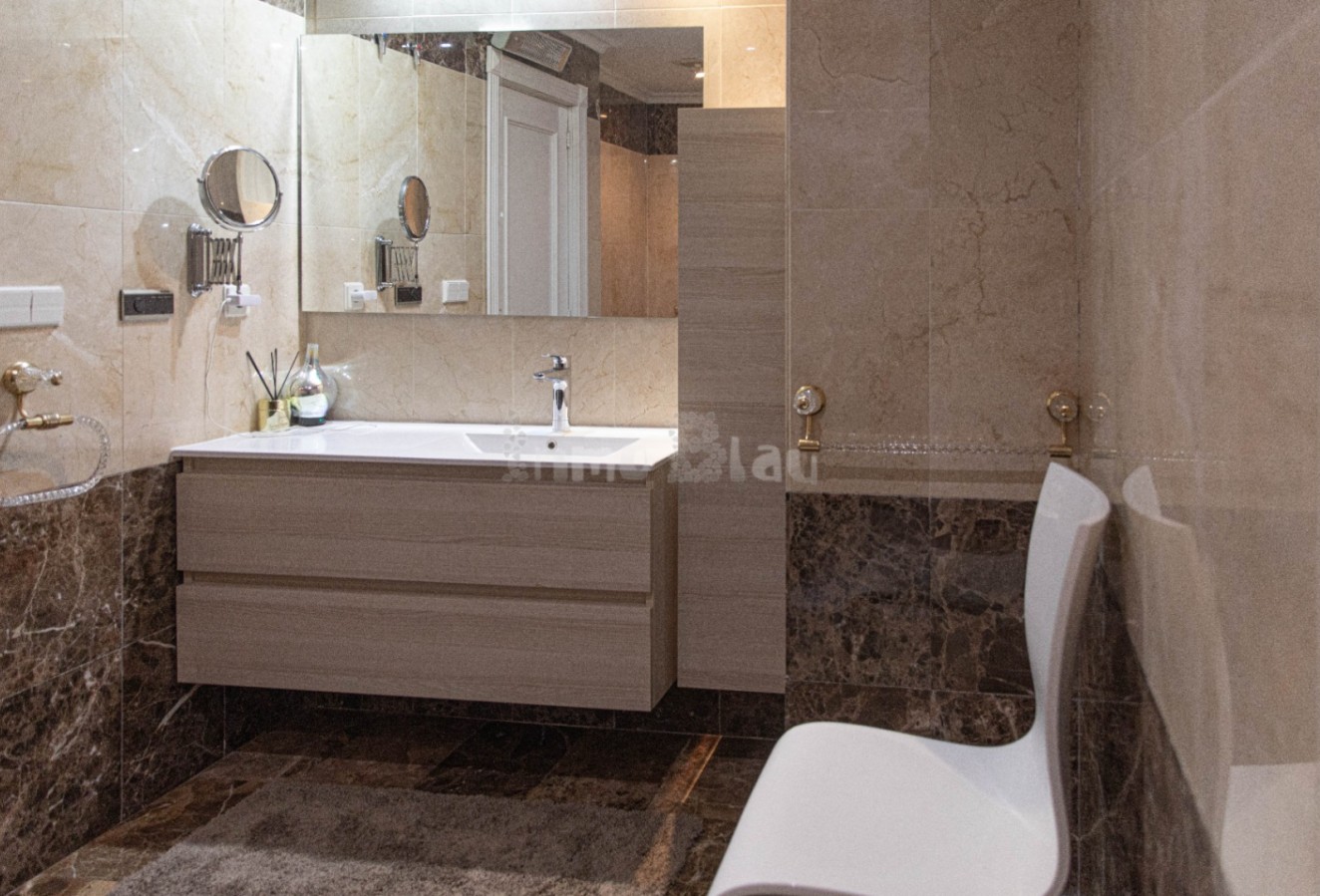Alquiler a corto plazo - Apartamento / piso - Albir - Centro