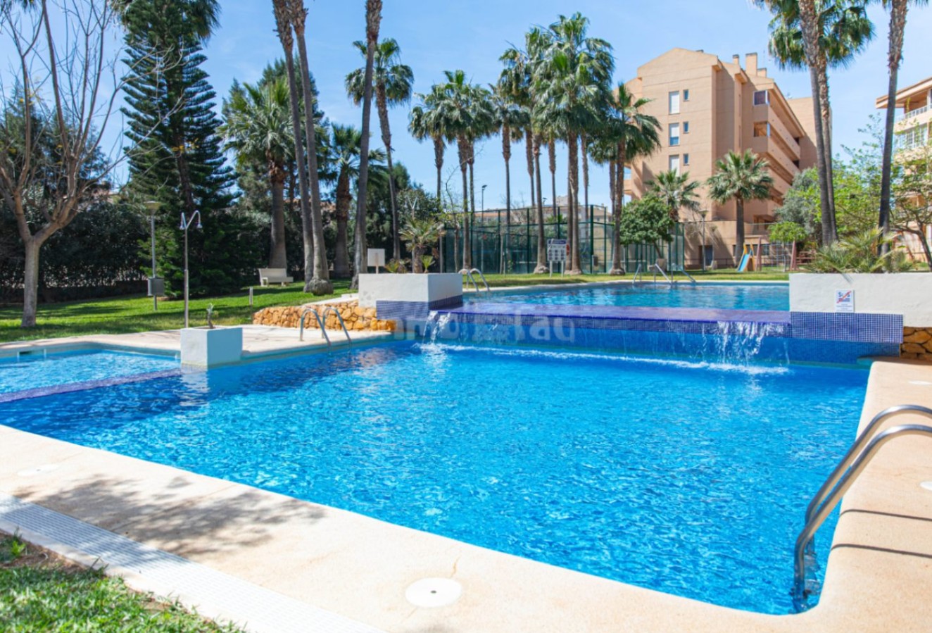 Alquiler a corto plazo - Apartamento / piso - Albir - Centro