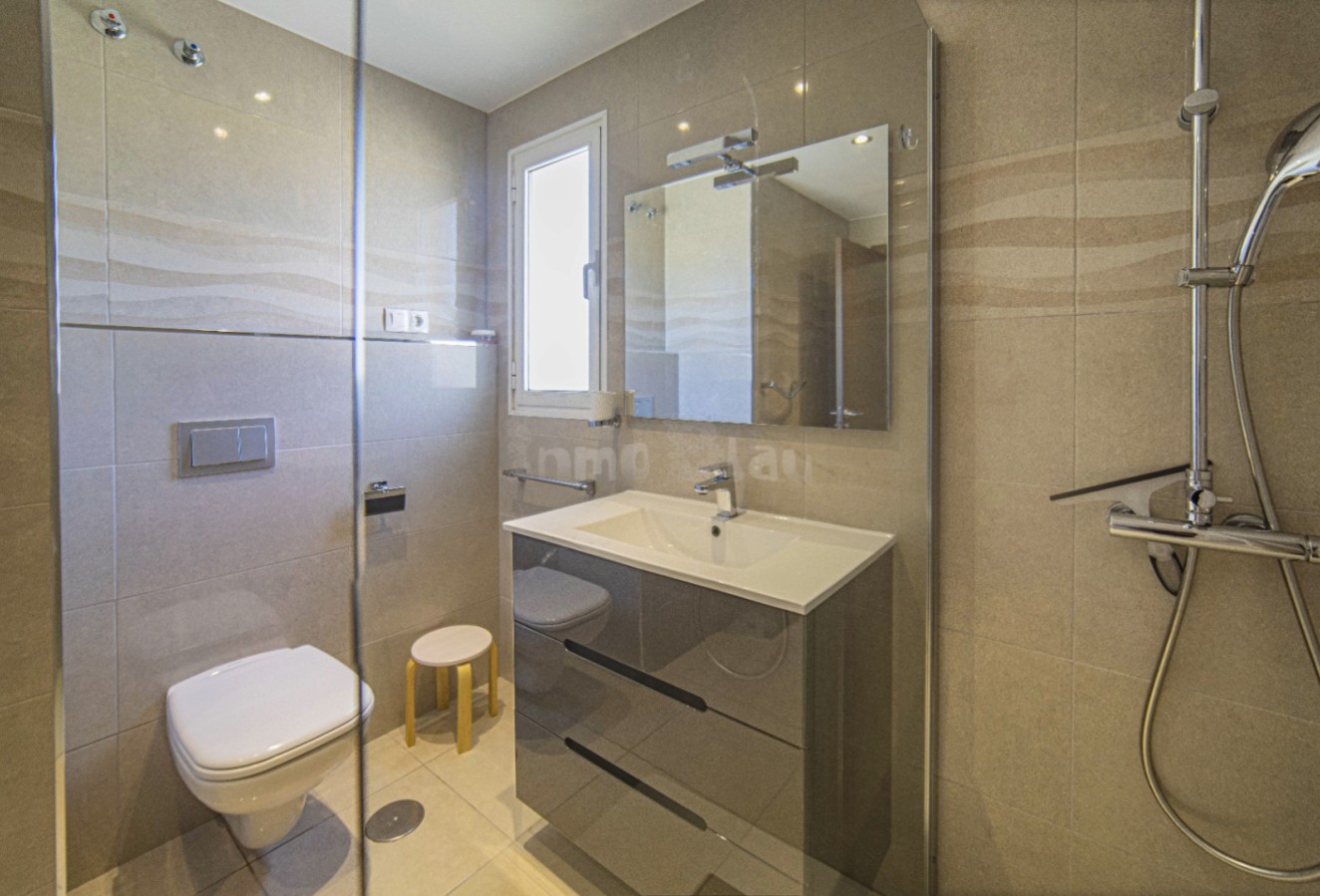 Alquiler a corto plazo - Apartamento / piso - Albir - Centro
