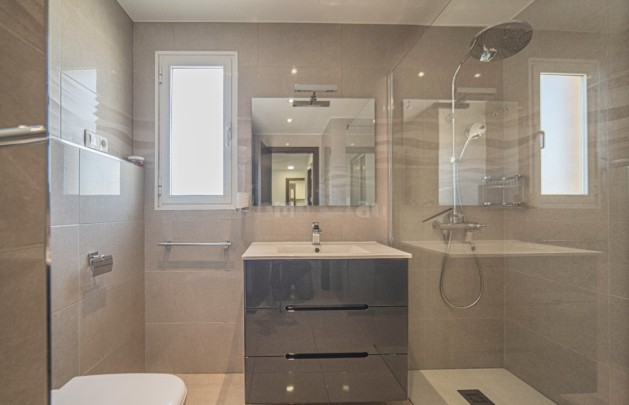 Alquiler a corto plazo - Apartamento / piso - Albir - Centro