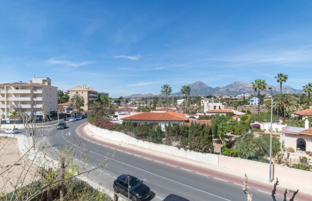 Alquiler a corto plazo - Apartamento / piso - Albir - Centro