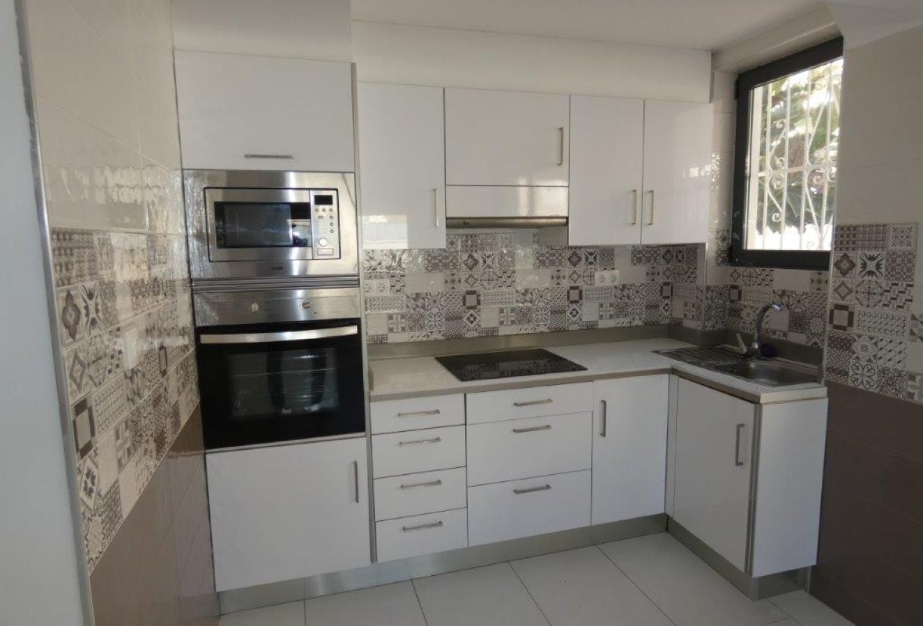 Resale - Bungalow - Albir - Centro