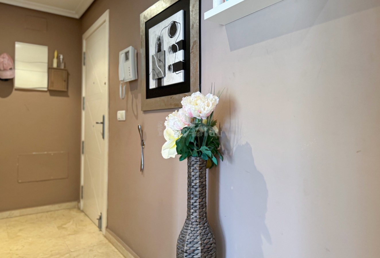 Alquiler a corto plazo - Apartamento / piso - Albir