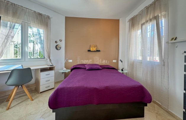 Alquiler a corto plazo - Apartamento / piso - Albir