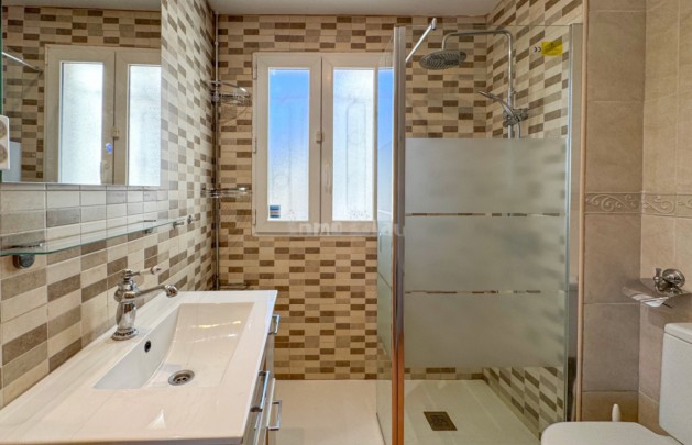 Alquiler a corto plazo - Apartamento / piso - Albir