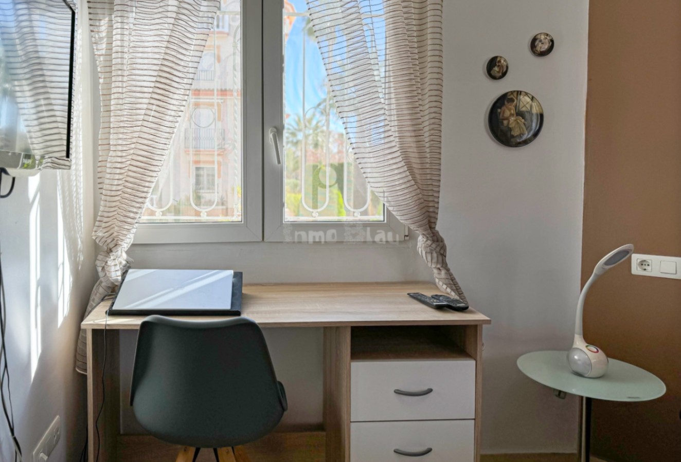 Alquiler a corto plazo - Apartamento / piso - Albir