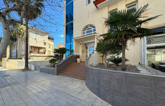 Alquiler a corto plazo - Apartamento / piso - Albir