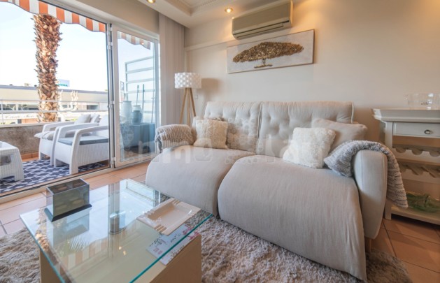 Alquiler a corto plazo - Apartamento / piso - Albir - Centro
