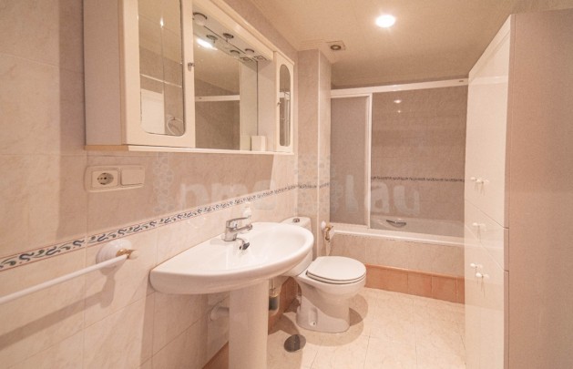 Alquiler a corto plazo - Apartamento / piso - Albir - Centro