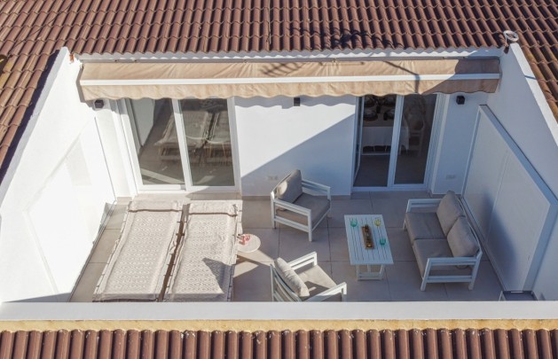 Alquiler a corto plazo - Apartamento / piso - Albir - Centro