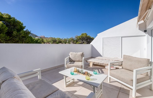 Alquiler a corto plazo - Apartamento / piso - Albir - Centro