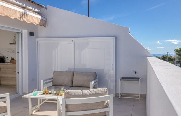 Alquiler a corto plazo - Apartamento / piso - Albir - Centro