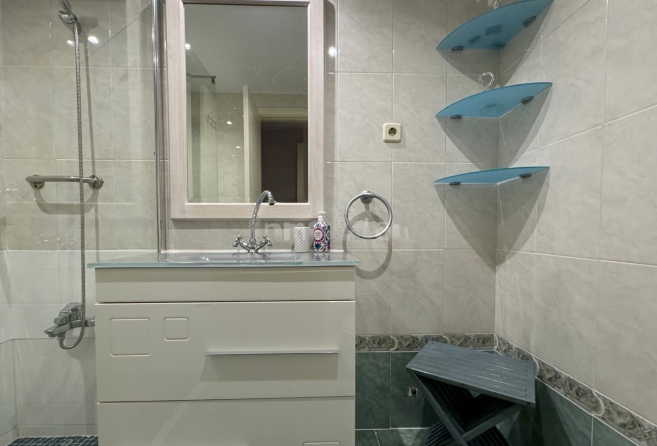 Alquiler a corto plazo - Apartamento / piso - Albir - Centro
