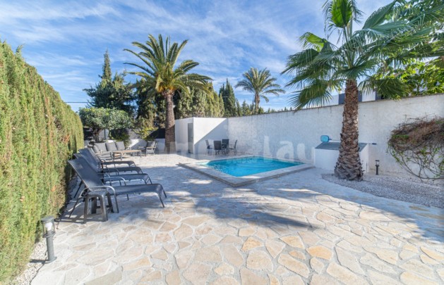 Alquiler a corto plazo - Villa - Albir