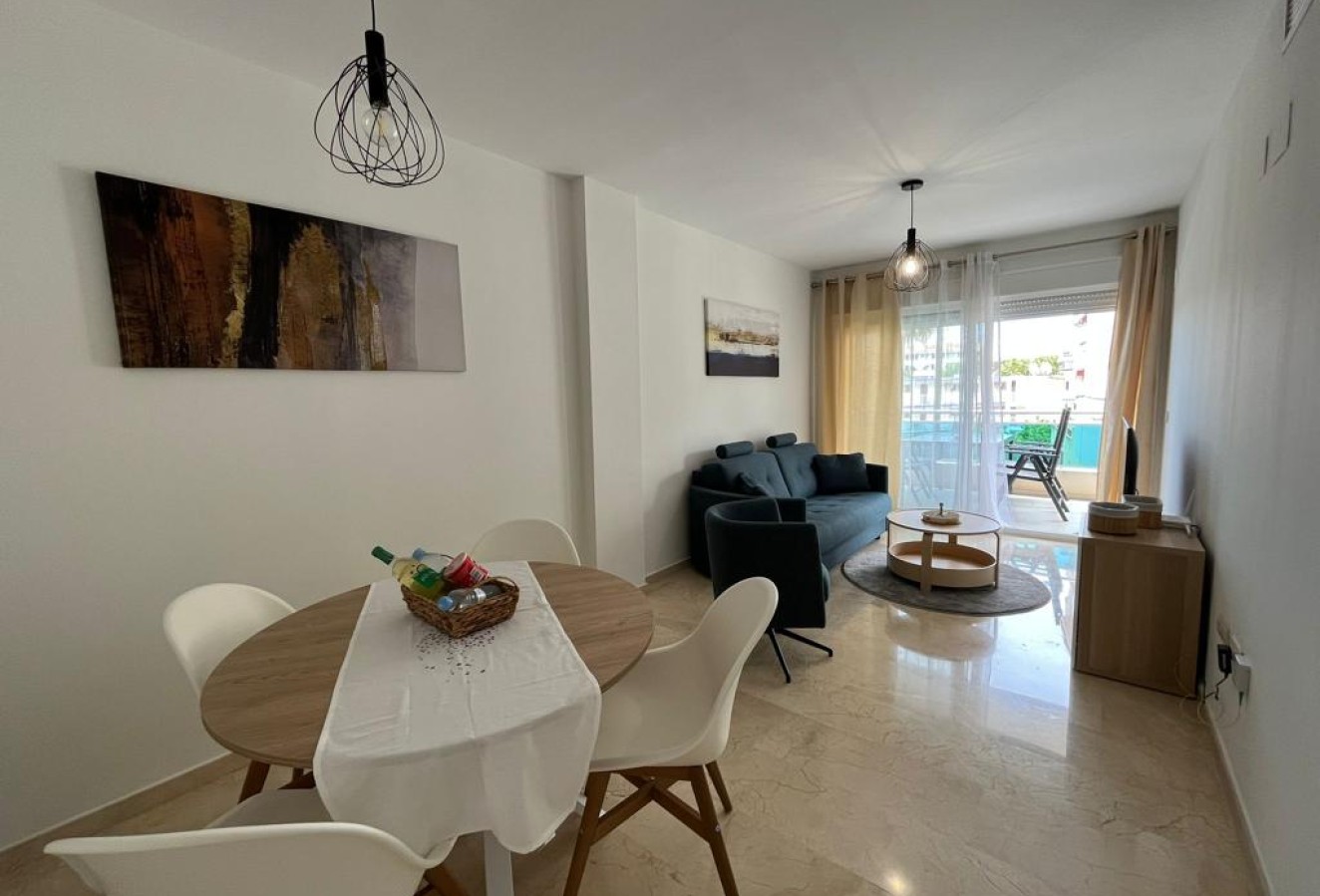 Alquiler a corto plazo - Apartamento / piso - Albir - Centro