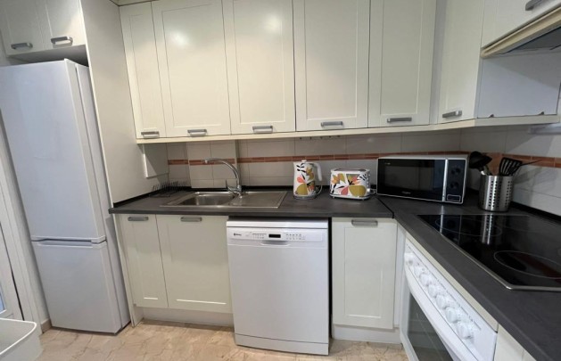 Alquiler a corto plazo - Apartamento / piso - Albir - Centro