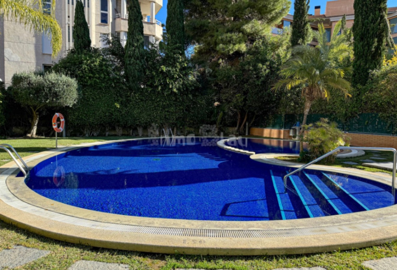 Alquiler a corto plazo - Apartamento / piso - Albir - Playa