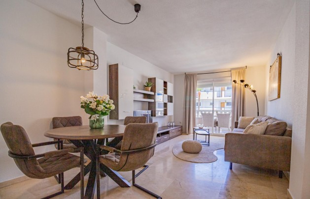 Resale - Apartment / flat - Albir - Centro