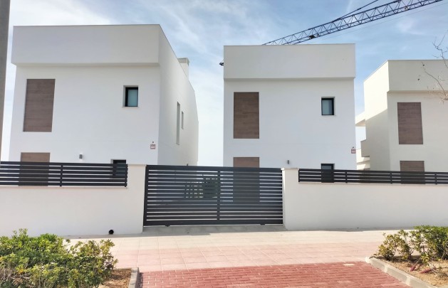New Build - detached - Pilar de la Horadada