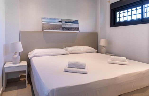 Alquiler a corto plazo - Apartamento / piso - Alfaz del Pi - Centro