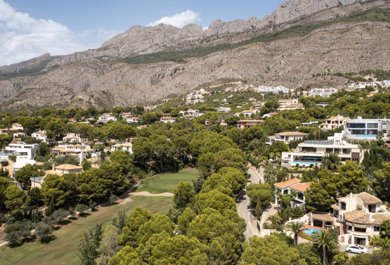 Reventa - Villa - Altea - Urbanizacion