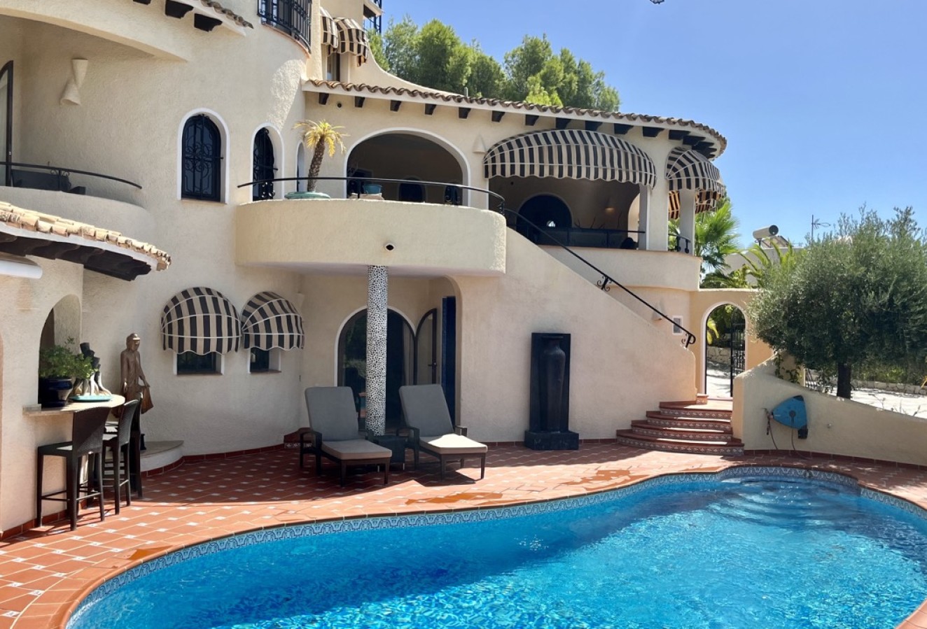 Reventa - Villa - Altea - Urbanizacion