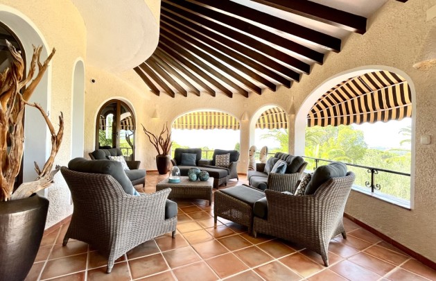 Reventa - Villa - Altea - Urbanizacion