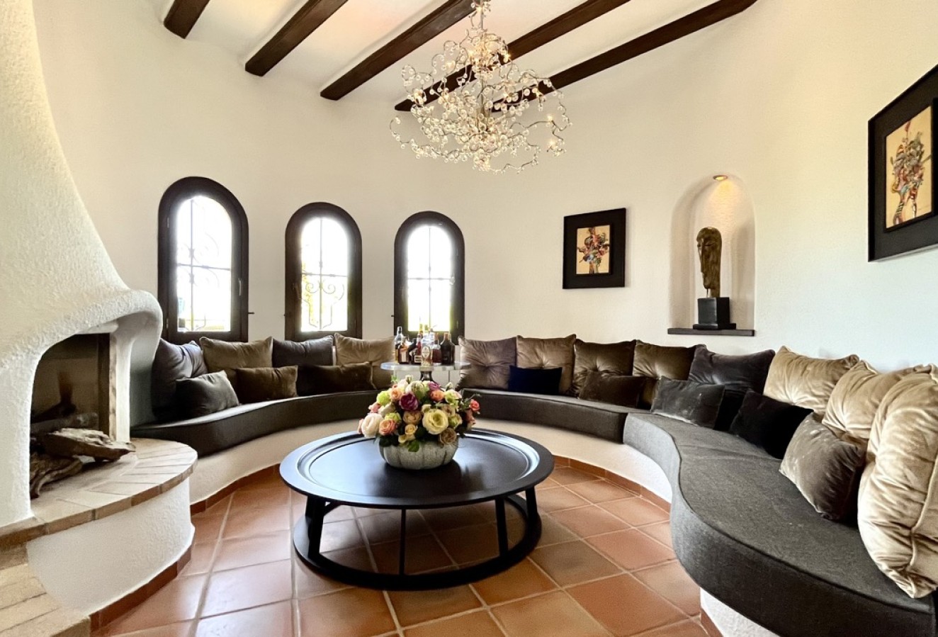 Reventa - Villa - Altea - Urbanizacion