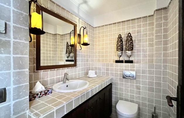 Reventa - Villa - Altea - Urbanizacion