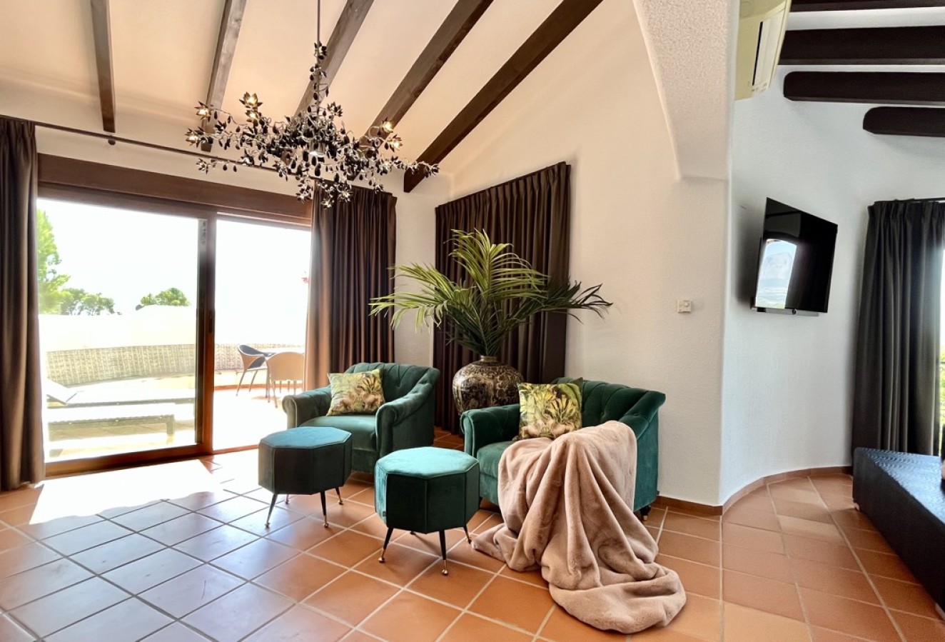 Reventa - Villa - Altea - Urbanizacion