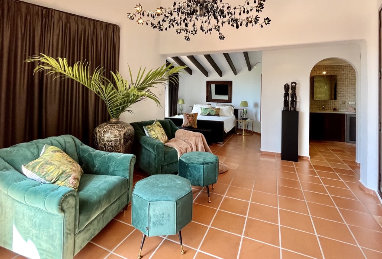 Reventa - Villa - Altea - Urbanizacion