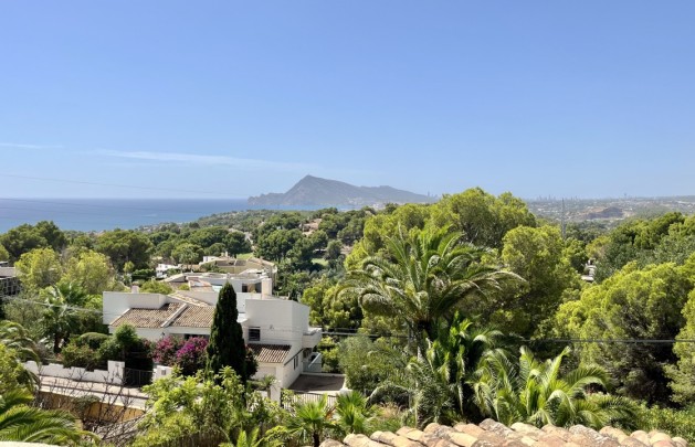 Reventa - Villa - Altea - Urbanizacion