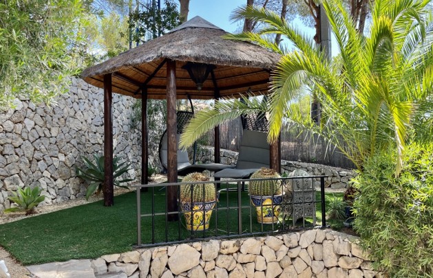 Reventa - Villa - Altea - Urbanizacion