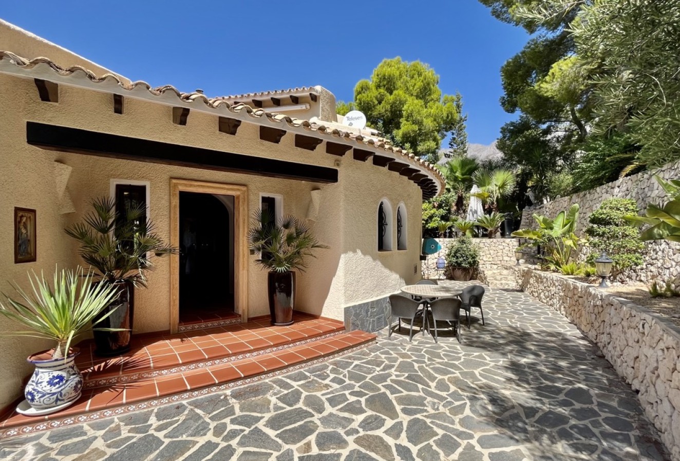 Reventa - Villa - Altea - Urbanizacion