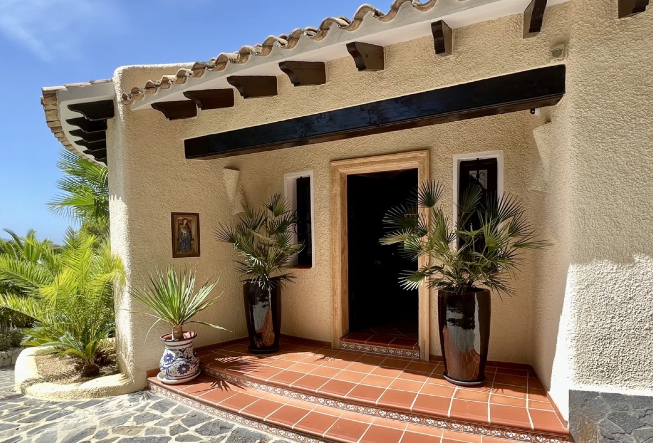 Reventa - Villa - Altea - Urbanizacion