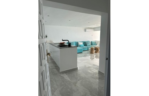 Verhuur Korte Termijn - Appartement / flat - Altea - Playa