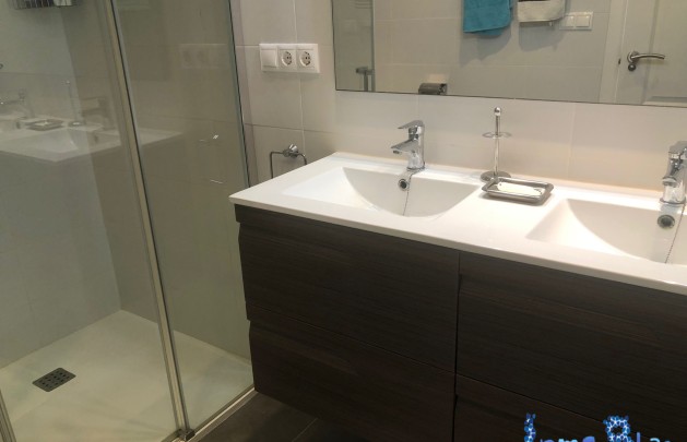 Venta - Apartamento / piso - Finestrat