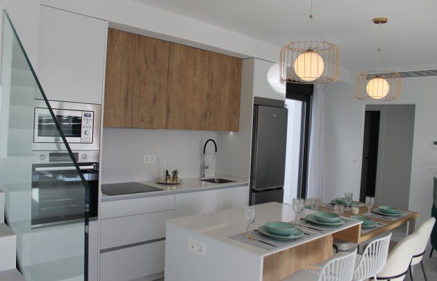 Obra nueva - detached - Roldán