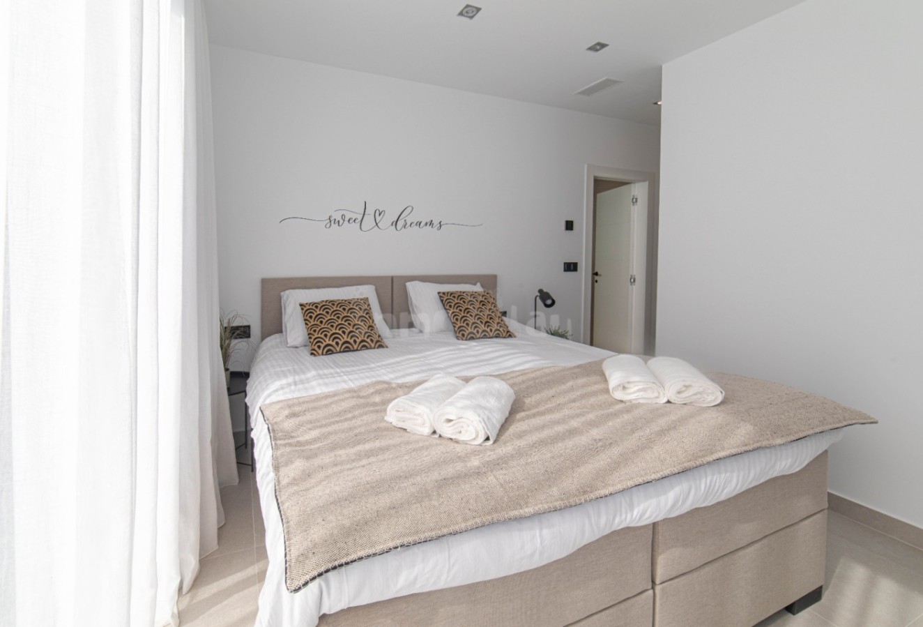 Alquiler a corto plazo - Villa - Finestrat - Montaña