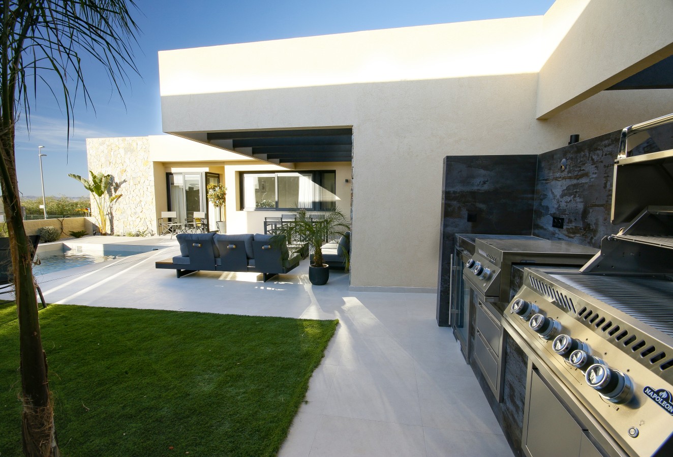 New Build - detached - Baños y Mendigo