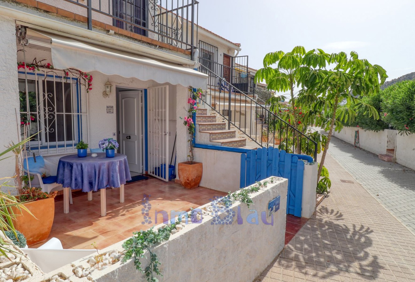 Alquiler a corto plazo - Apartamento / piso - Albir - Centro
