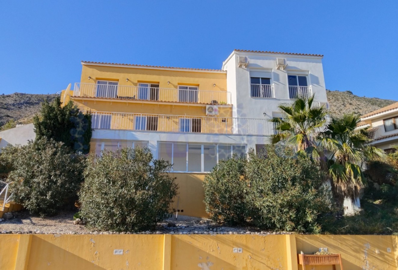 Reventa - Villa - Polop - Urbanizacion