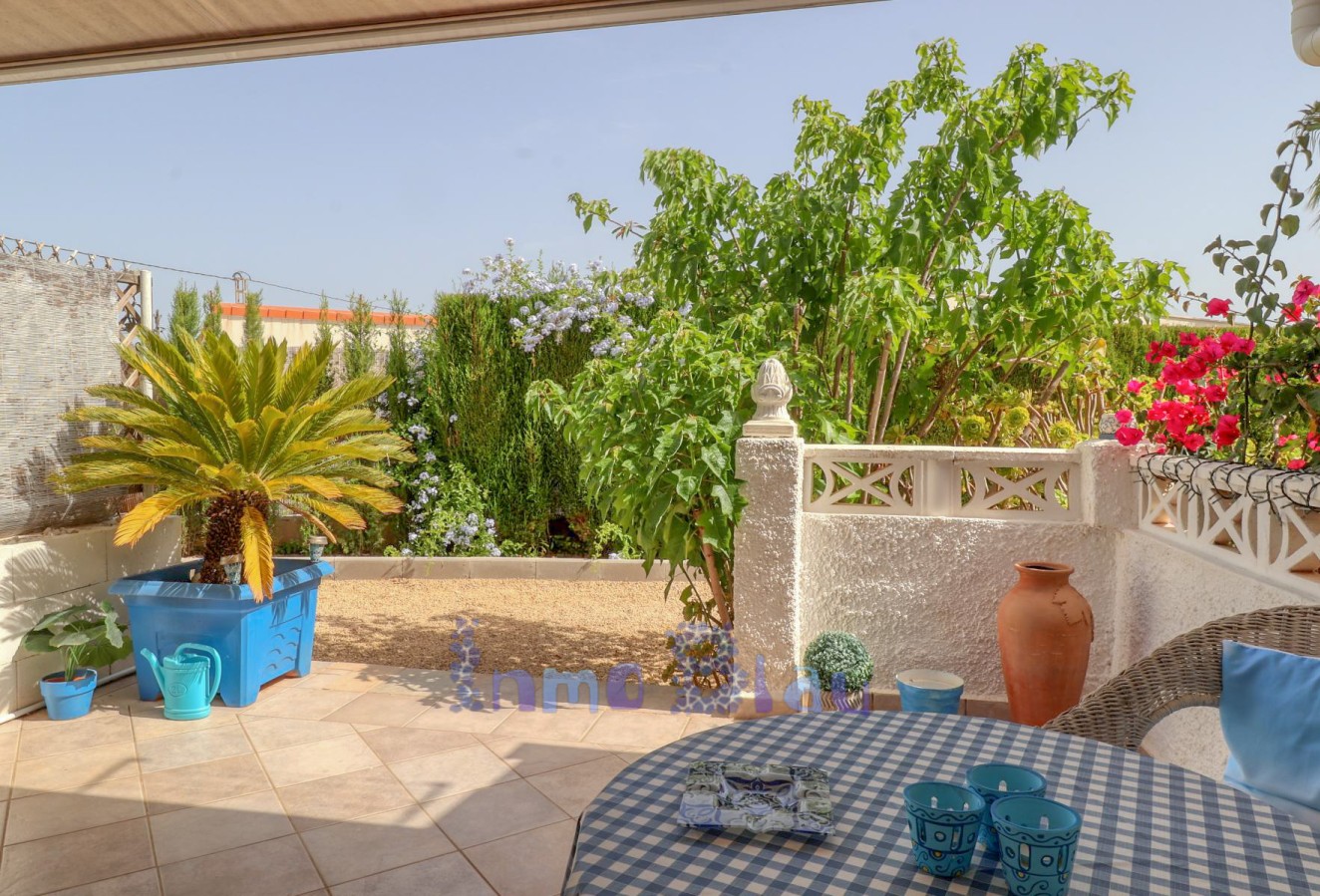 Alquiler a corto plazo - Apartamento / piso - Albir - Centro