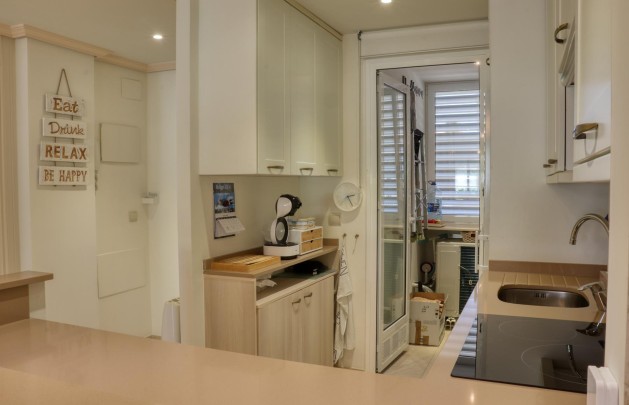 Alquiler a corto plazo - Apartamento / piso - Albir - Centro