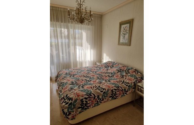 Alquiler a corto plazo - Apartamento / piso - Albir - Centro