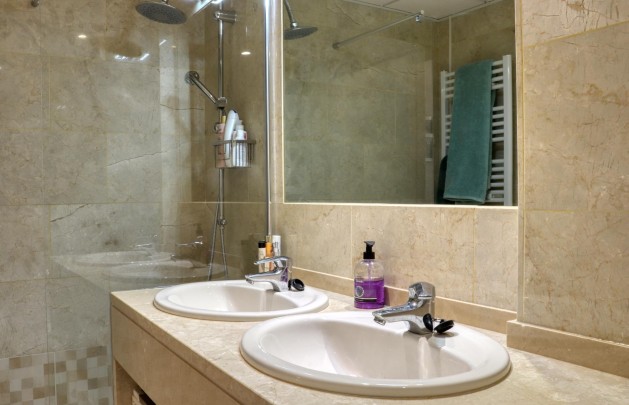 Alquiler a corto plazo - Apartamento / piso - Albir - Centro